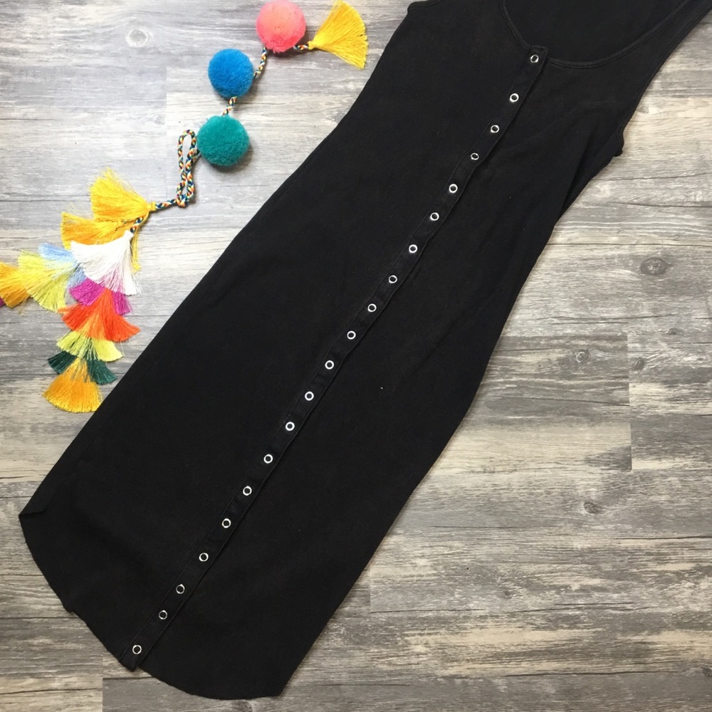 Forever 21 Black Snap Front Raw Hem Tank Dress - Picture 4 of 4